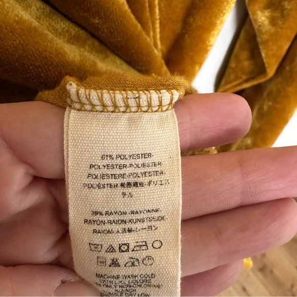 Free People Women’s Gold Slouchy Velour V-Neck Hooded Pullover Sz XS GUC - Picture 7 of 9